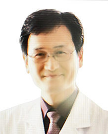 사단법인 하모니 대전 하모니 싱어즈 제2회 정기연주회에서 합창단이 합창하고있는 모습